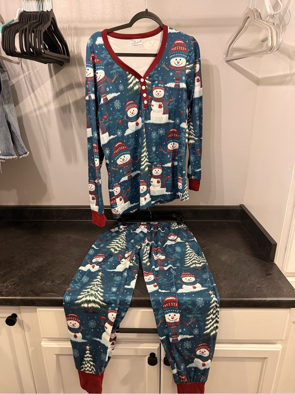 Shirley & Stone Women’s pajama set